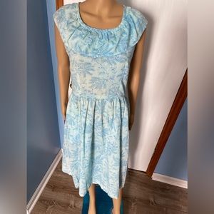 Women’s Vintage Dress, Size 6 /8